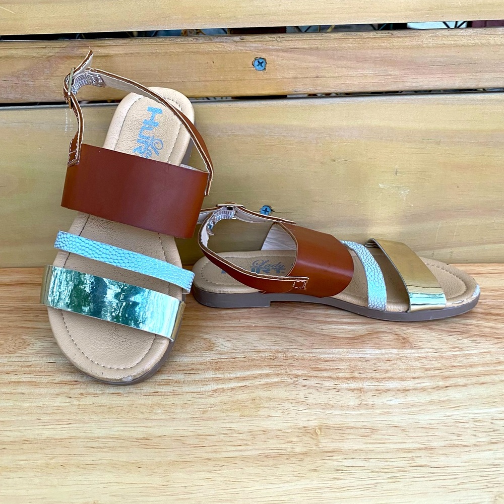 Toddler Girl’s Brown Sandals Gold Silver 11.5